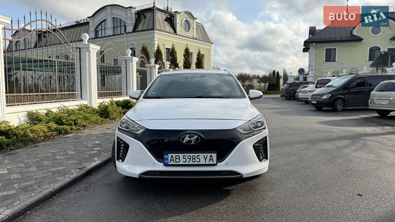 Лифтбек Hyundai Ioniq 2019 в Виннице