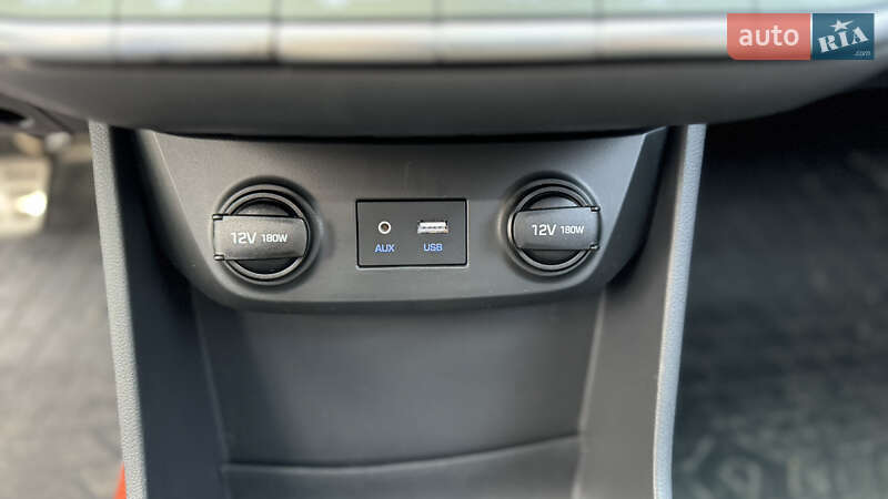 Лифтбек Hyundai Ioniq 2019 в Виннице