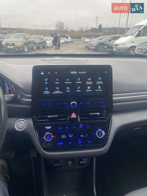 Лифтбек Hyundai Ioniq 2020 в Тернополе фото 12 Лифтбек Hyundai Ioniq 2020 в Тернополе