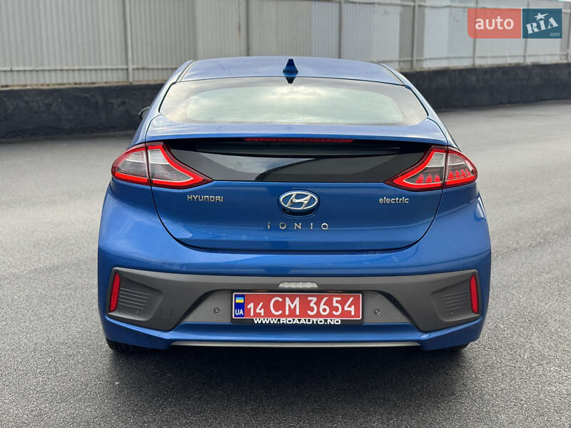 Хэтчбек Hyundai Ioniq 2017 в Виннице