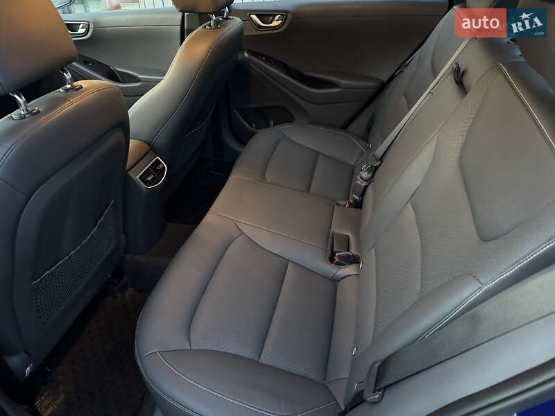 Хэтчбек Hyundai Ioniq 2018 в Тернополе