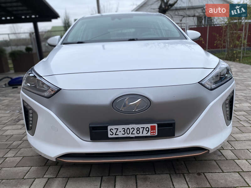 Хэтчбек Hyundai Ioniq 2019 в Виннице