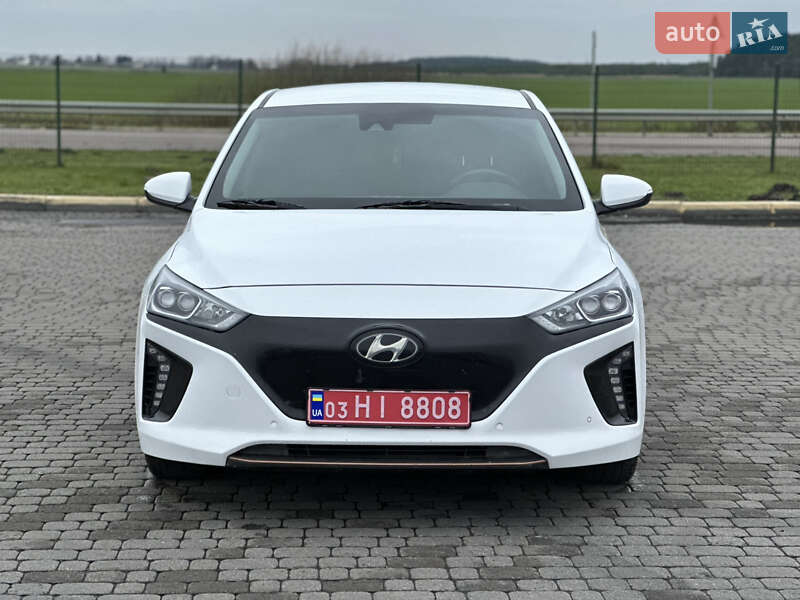 Хэтчбек Hyundai Ioniq 2018 в Бродах фото 2 Хэтчбек Hyundai Ioniq 2018 в Бродах