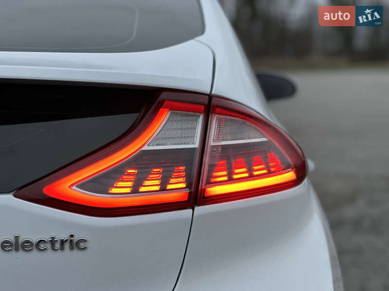 Хэтчбек Hyundai Ioniq 2018 в Бродах фото 7 Хэтчбек Hyundai Ioniq 2018 в Бродах