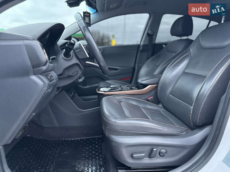 Хэтчбек Hyundai Ioniq 2018 в Бродах фото 11 Хэтчбек Hyundai Ioniq 2018 в Бродах