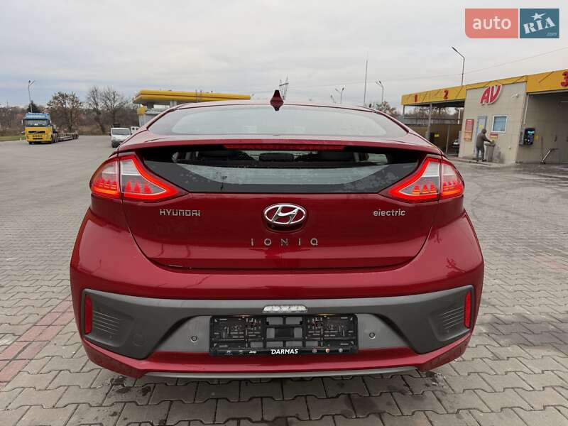 Лифтбек Hyundai Ioniq 2019 в Луцке