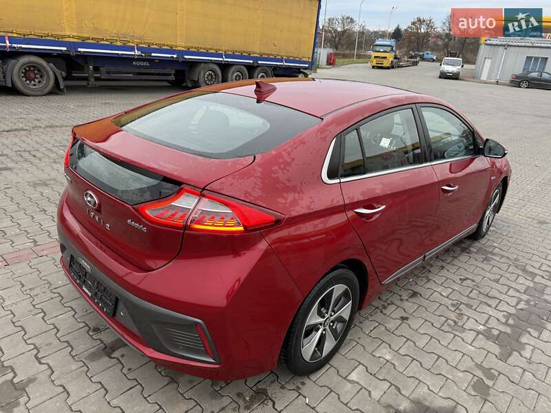 Лифтбек Hyundai Ioniq 2019 в Луцке