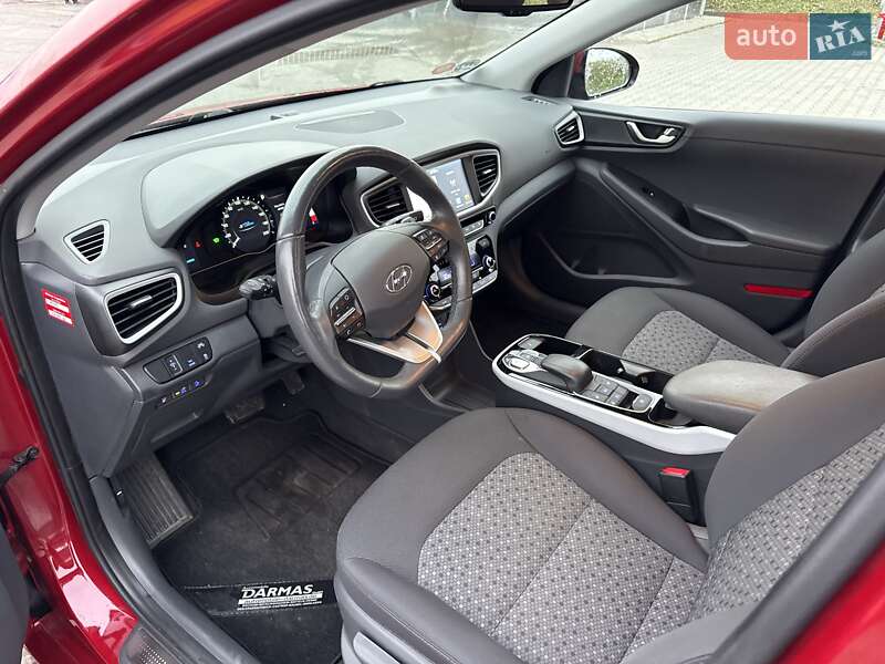 Лифтбек Hyundai Ioniq 2019 в Луцке