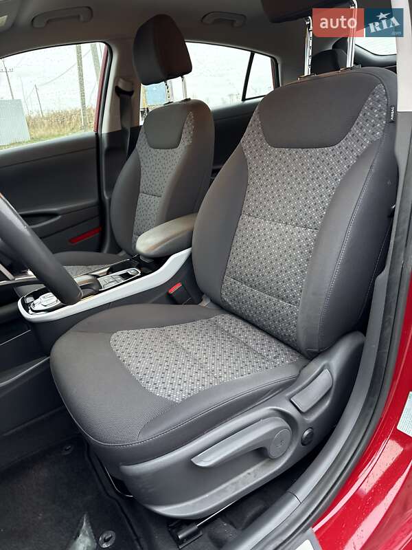 Лифтбек Hyundai Ioniq 2019 в Луцке