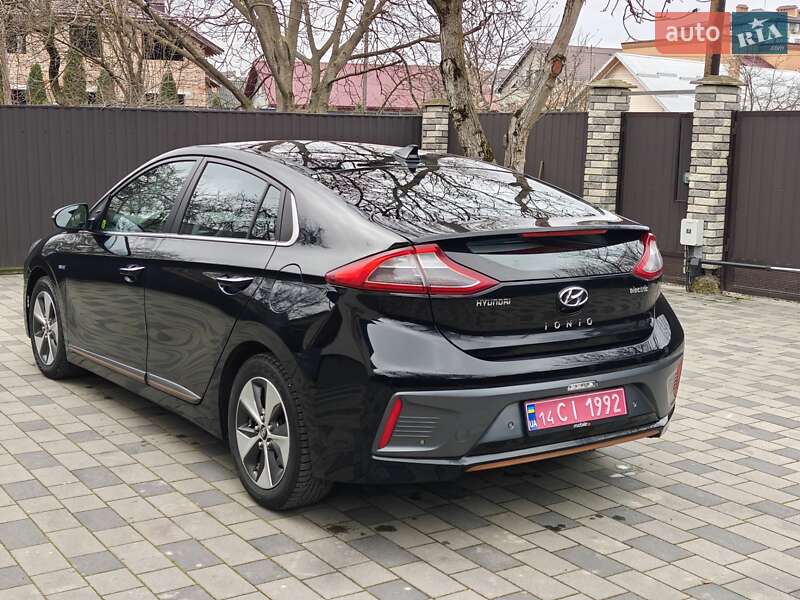 Хэтчбек Hyundai Ioniq 2018 в Ивано-Франковске