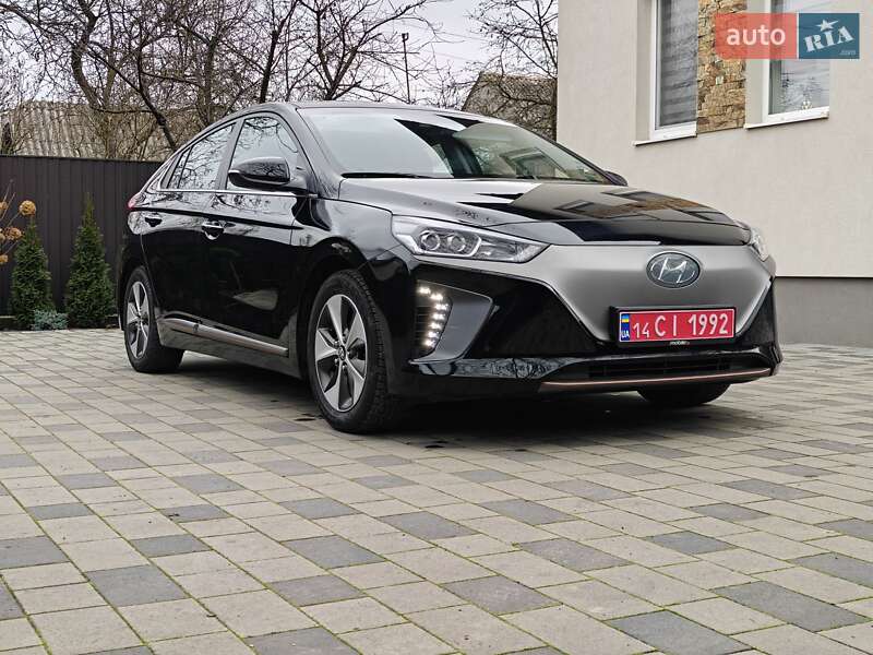 Хэтчбек Hyundai Ioniq 2018 в Ивано-Франковске