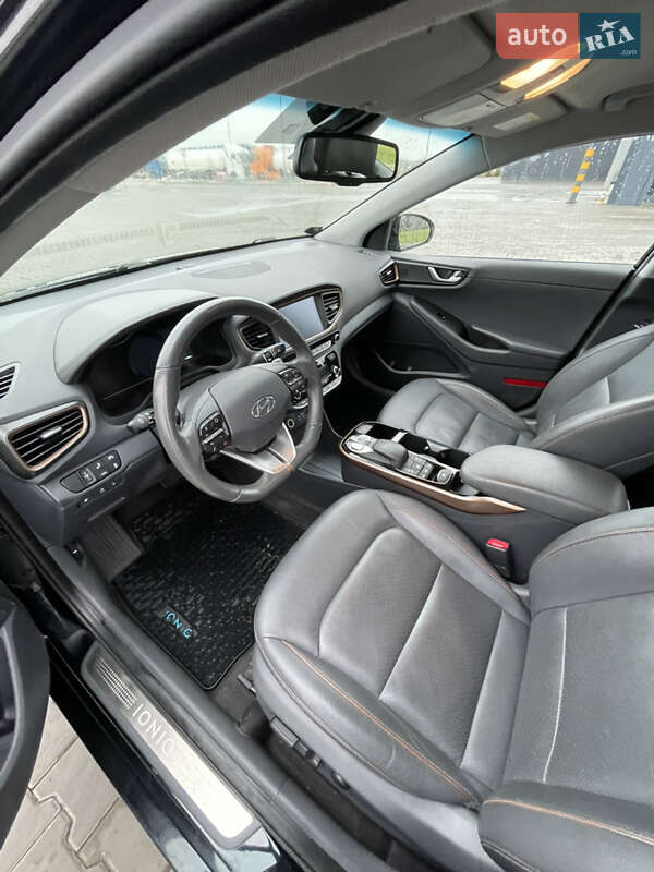 Хэтчбек Hyundai Ioniq 2017 в Луцке
