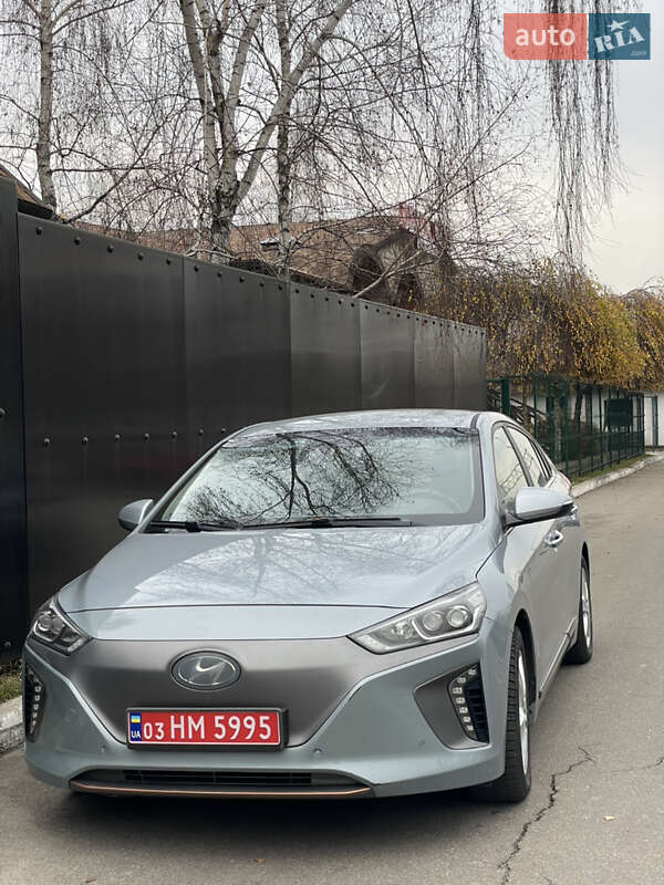 Хэтчбек Hyundai Ioniq 2017 в Жашкове