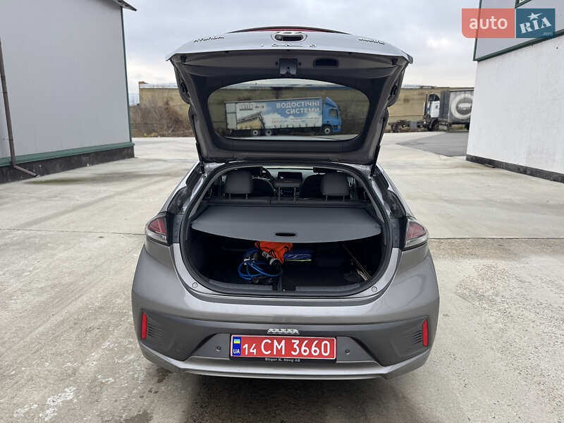 Лифтбек Hyundai Ioniq 2019 в Виннице