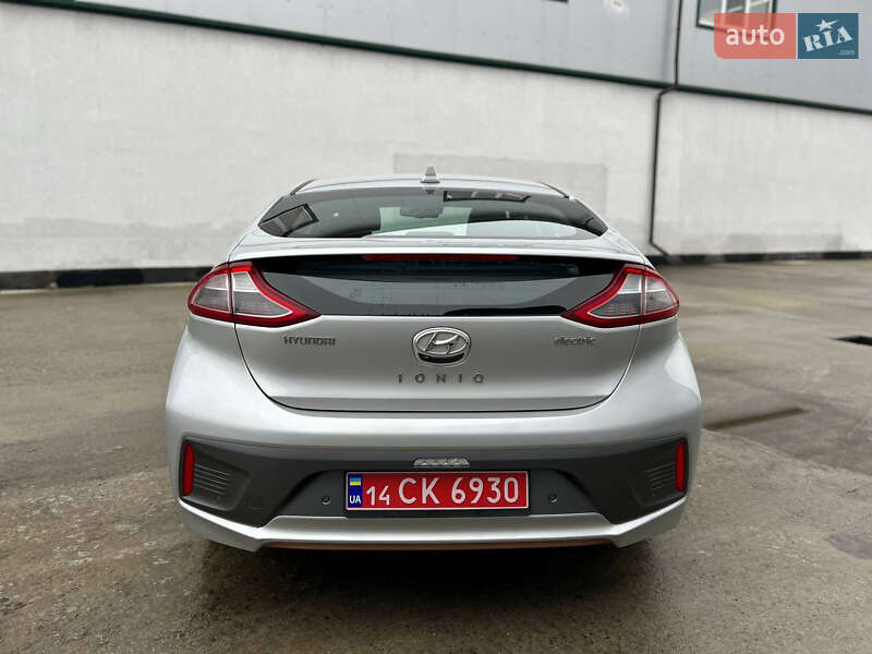 Хэтчбек Hyundai Ioniq 2017 в Виннице фото 5 Хэтчбек Hyundai Ioniq 2017 в Виннице