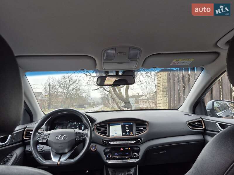 Хэтчбек Hyundai Ioniq 2017 в Виннице