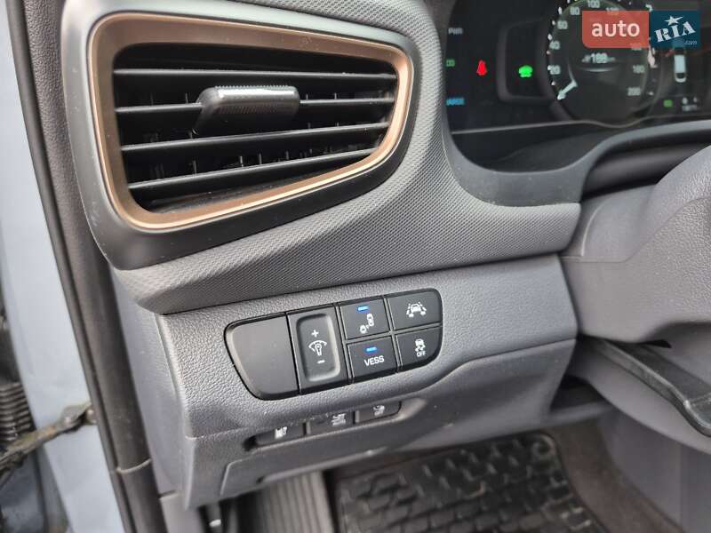 Хэтчбек Hyundai Ioniq 2017 в Виннице