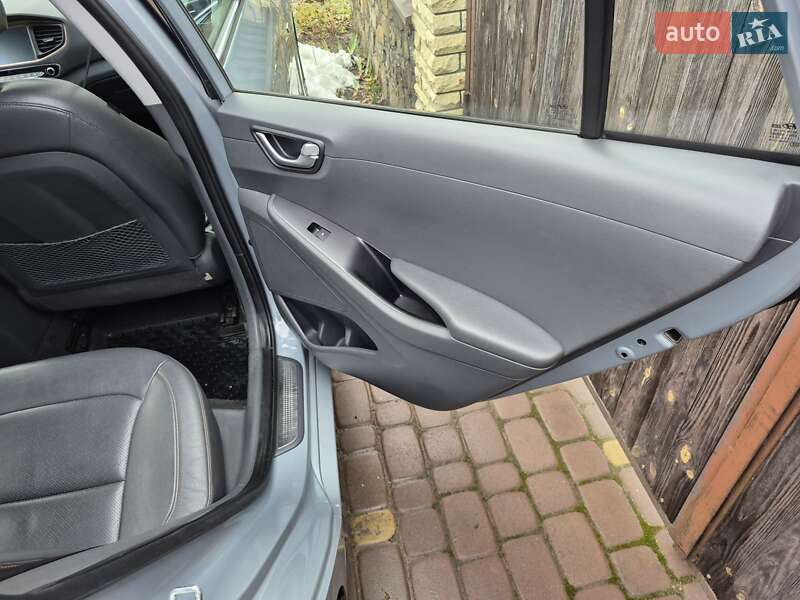 Хэтчбек Hyundai Ioniq 2017 в Виннице