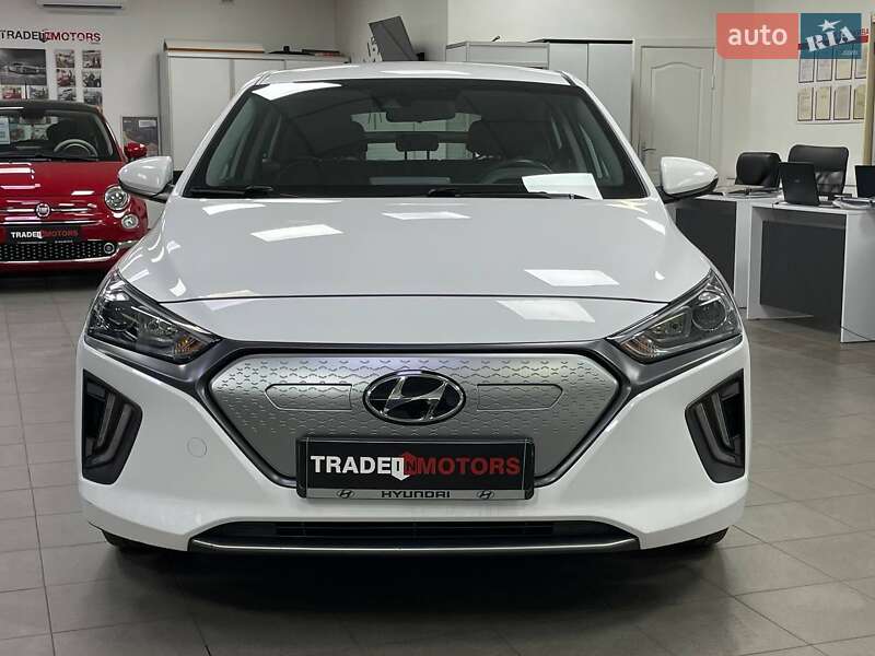 Лифтбек Hyundai Ioniq 2021 в Киеве фото 5 Лифтбек Hyundai Ioniq 2021 в Киеве