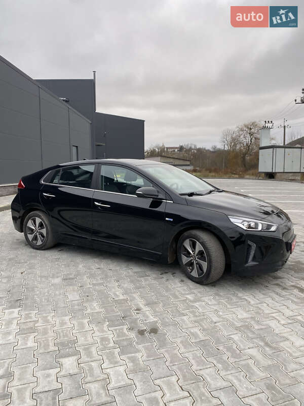 Хетчбек Hyundai Ioniq 2017 в Бережанах фото 13 Хетчбек Hyundai Ioniq 2017 в Бережанах