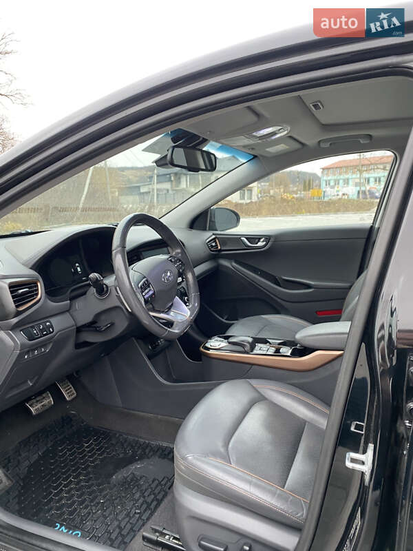 Хетчбек Hyundai Ioniq 2017 в Бережанах фото 21 Хетчбек Hyundai Ioniq 2017 в Бережанах