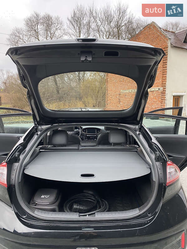 Хетчбек Hyundai Ioniq 2017 в Бережанах фото 27 Хетчбек Hyundai Ioniq 2017 в Бережанах