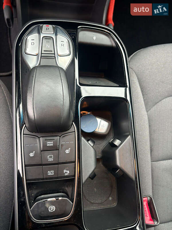 Лифтбек Hyundai Ioniq 2020 в Ровно фото 35 Лифтбек Hyundai Ioniq 2020 в Ровно