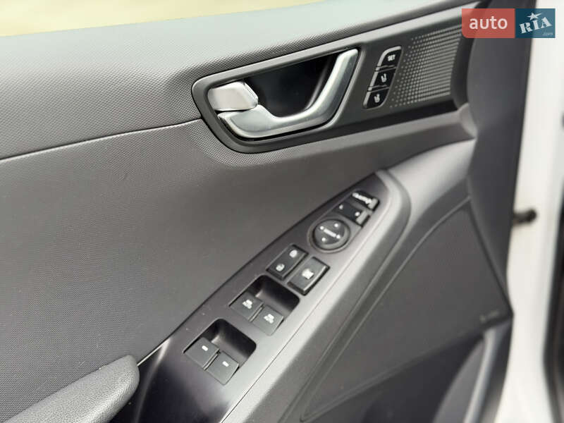 Хетчбек Hyundai Ioniq 2018 в Вінниці