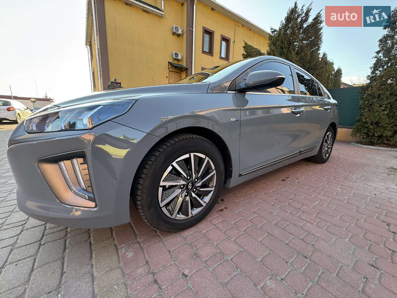 Лифтбек Hyundai Ioniq 2019 в Виннице
