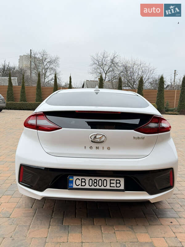 Хэтчбек Hyundai Ioniq 2017 в Чернигове