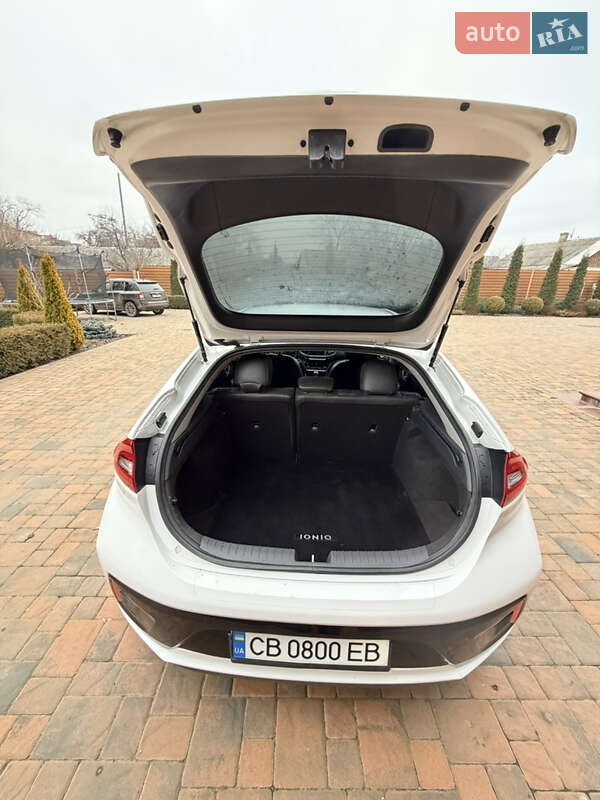 Хэтчбек Hyundai Ioniq 2017 в Чернигове