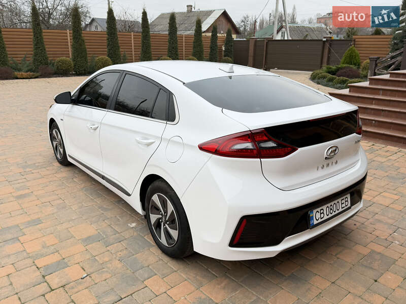 Хэтчбек Hyundai Ioniq 2017 в Чернигове