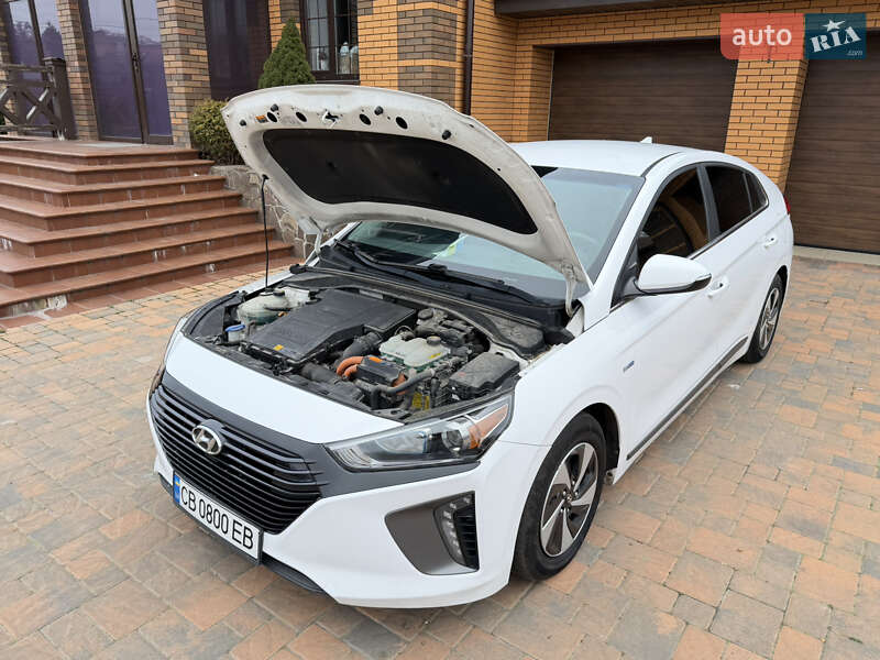 Хэтчбек Hyundai Ioniq 2017 в Чернигове