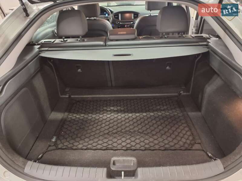 Хэтчбек Hyundai Ioniq 2017 в Виннице
