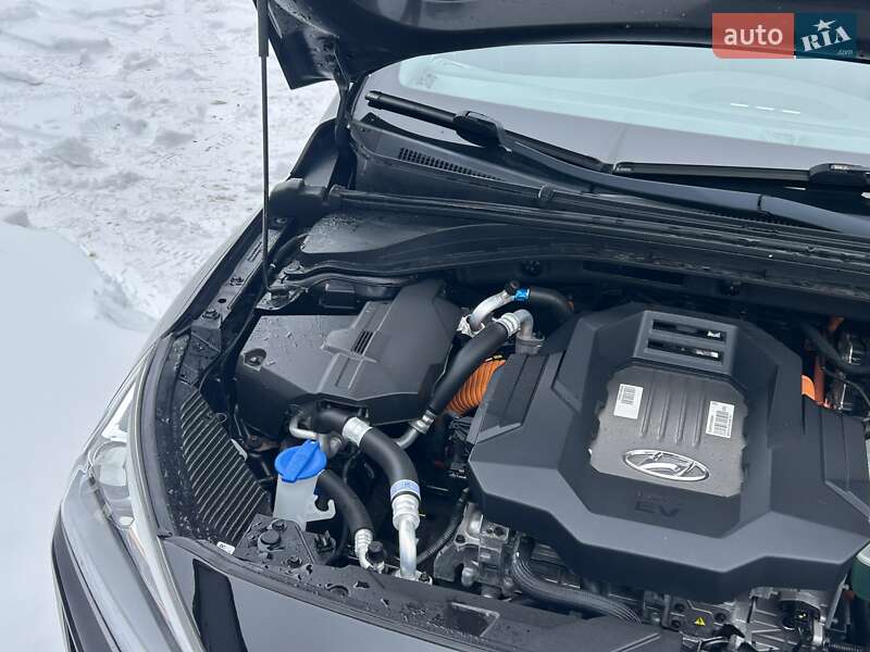 Хетчбек Hyundai Ioniq 2017 в Тернополі