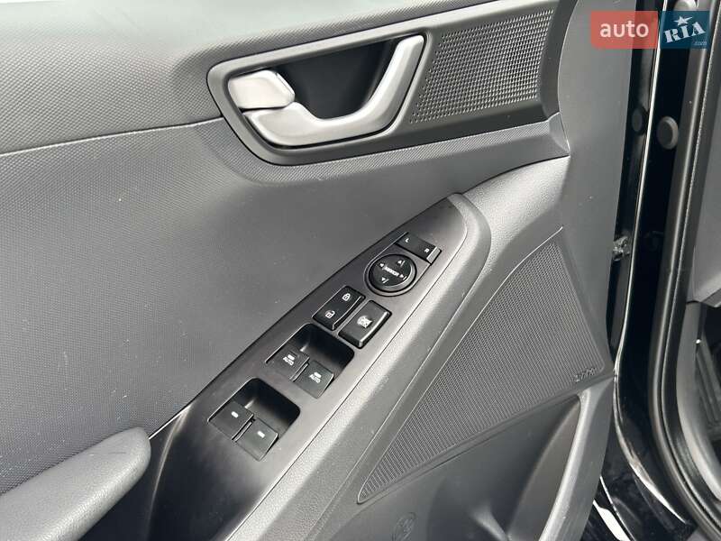 Хетчбек Hyundai Ioniq 2017 в Тернополі