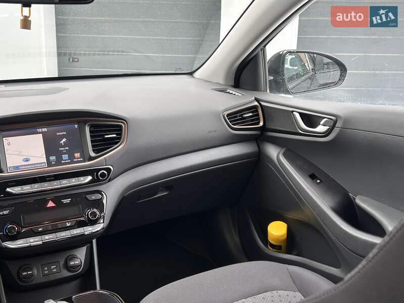 Хетчбек Hyundai Ioniq 2017 в Тернополі