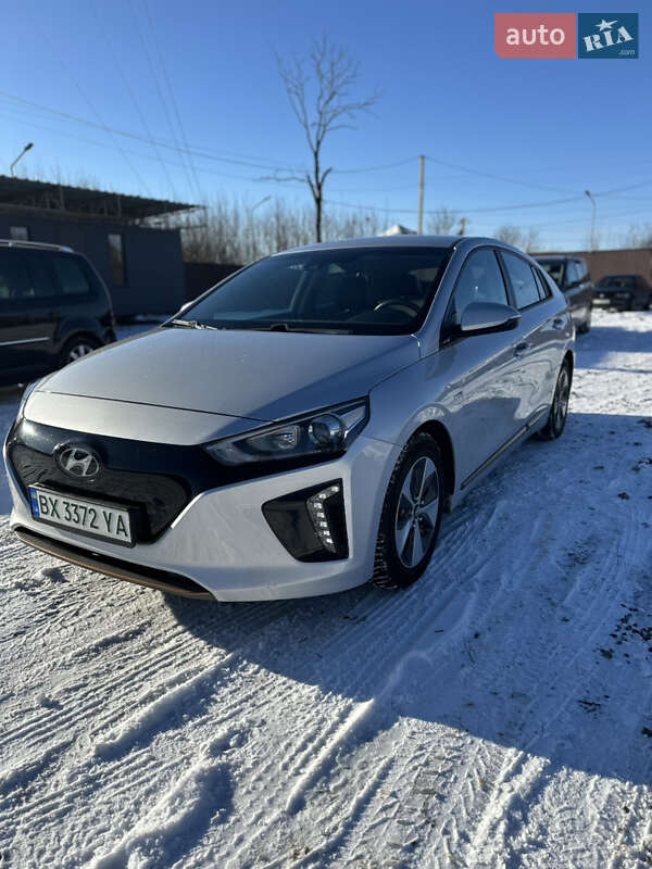 Хэтчбек Hyundai Ioniq 2018 в Староконстантинове фото 8 Хэтчбек Hyundai Ioniq 2018 в Староконстантинове
