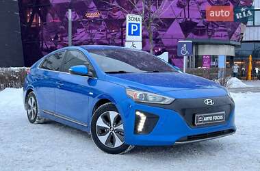Хетчбек Hyundai Ioniq 2018 в Києві