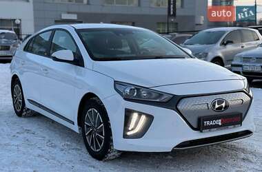 Лифтбек Hyundai Ioniq 2021 в Киеве