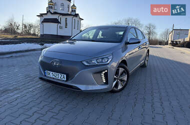 Хэтчбек Hyundai Ioniq 2016 в Ровно