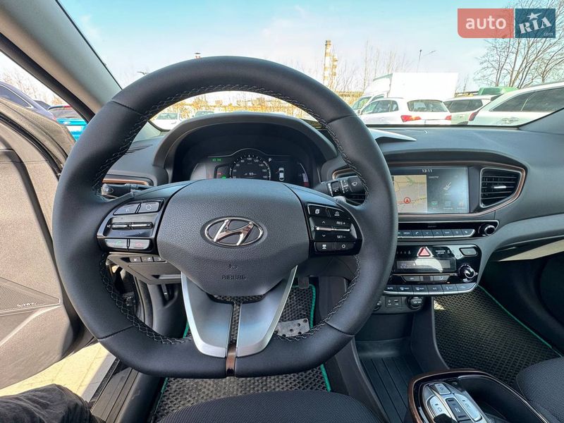 Хэтчбек Hyundai Ioniq 2017 в Львове