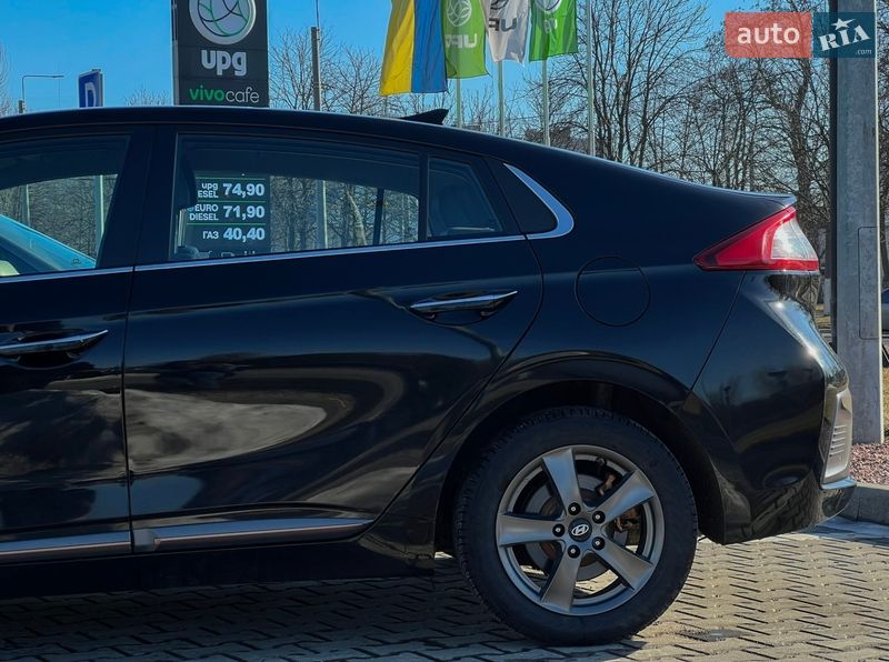 Хэтчбек Hyundai Ioniq 2017 в Кременчуге
