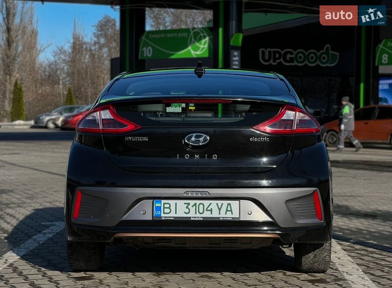 Хэтчбек Hyundai Ioniq 2017 в Кременчуге