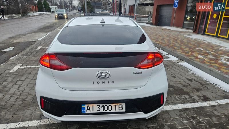Хэтчбек Hyundai Ioniq 2018 в Борисполе