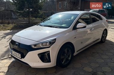 Лифтбек Hyundai Ioniq 2019 в Дрогобыче