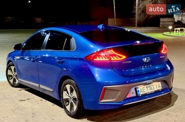 Хэтчбек Hyundai Ioniq 2017 в Днепре