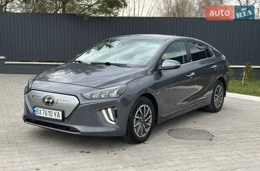 Хэтчбек Hyundai Ioniq 2019 в Волочиске