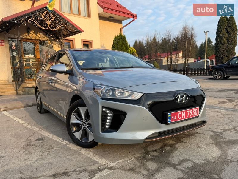 Хэтчбек Hyundai Ioniq 2018 в Тернополе