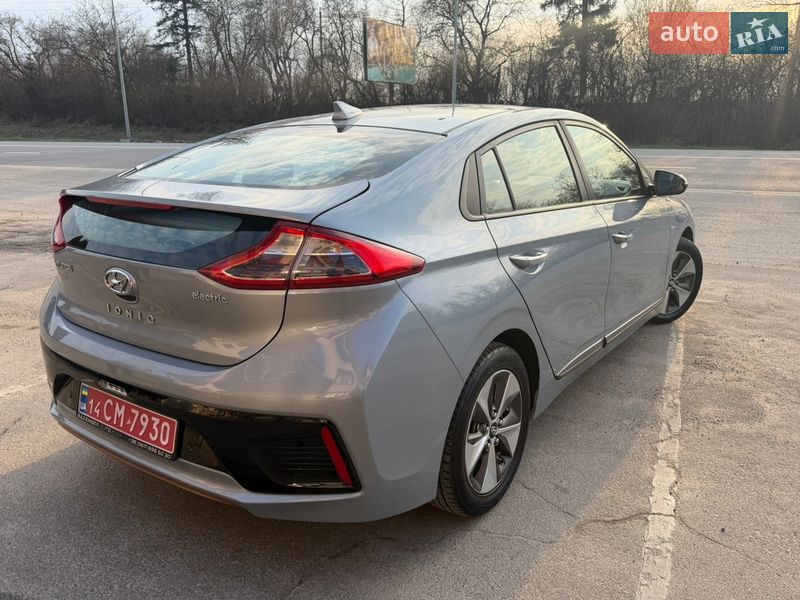 Хэтчбек Hyundai Ioniq 2018 в Тернополе
